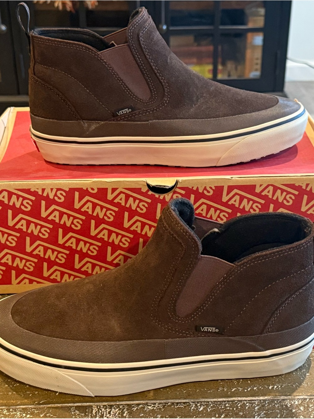 Vans Mid-Slip Insulated Shoes Men’s Size 10